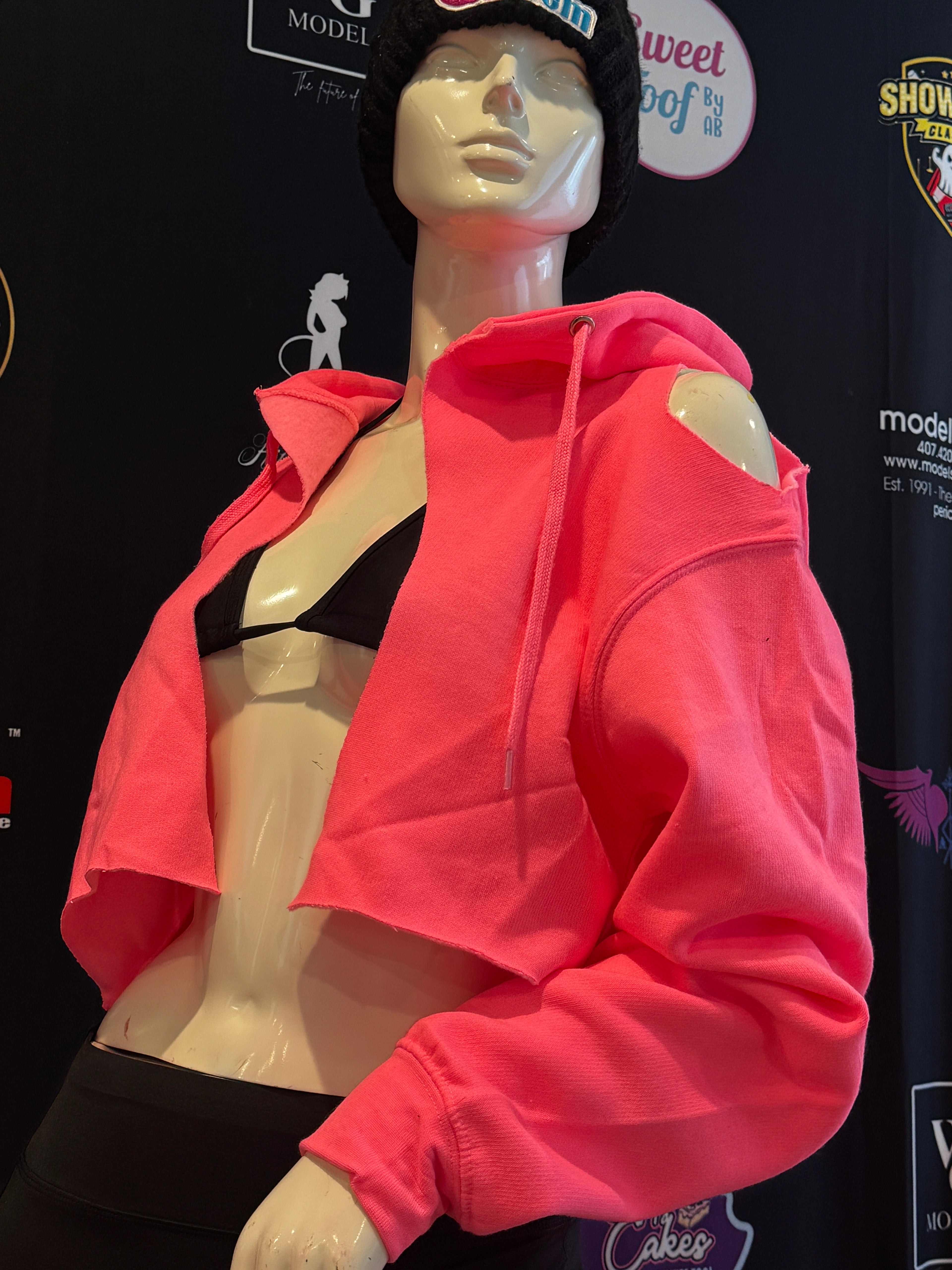 Get'em ProSeries Pink Pressue Cropped Hoodie