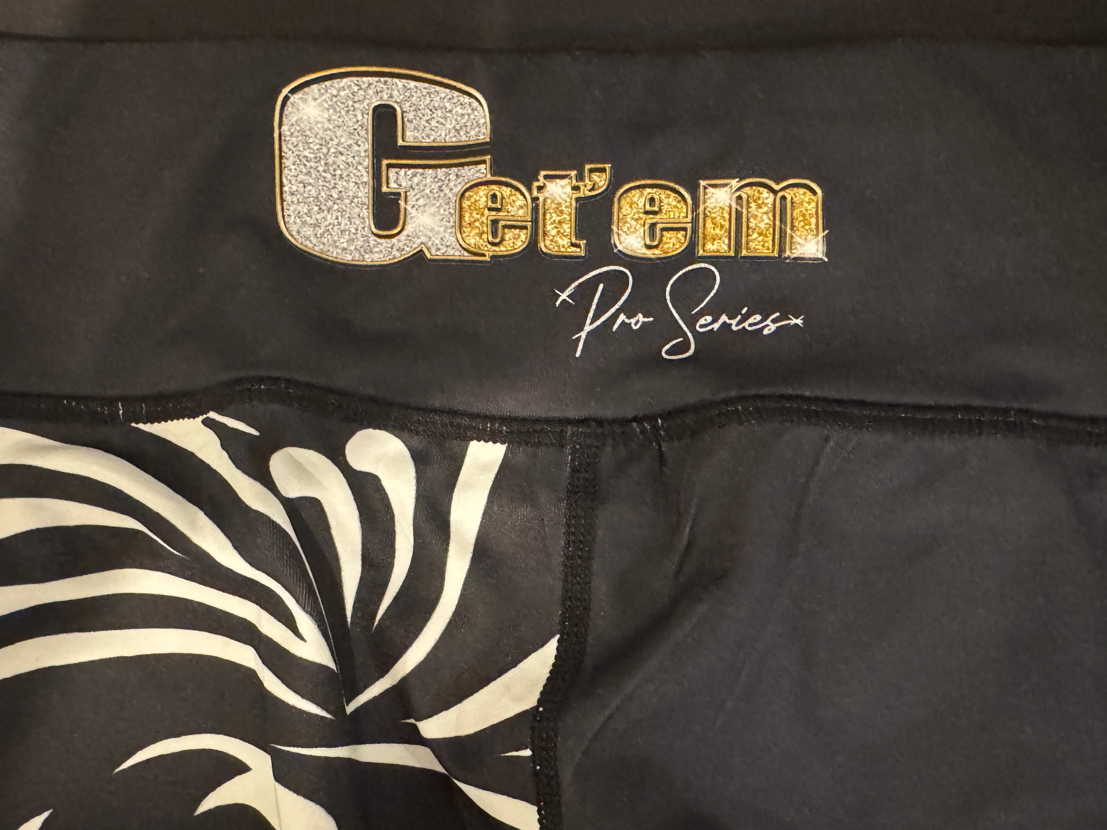 Get'em ProSeries Sports Slightly Stretched Yoga Pants Medium