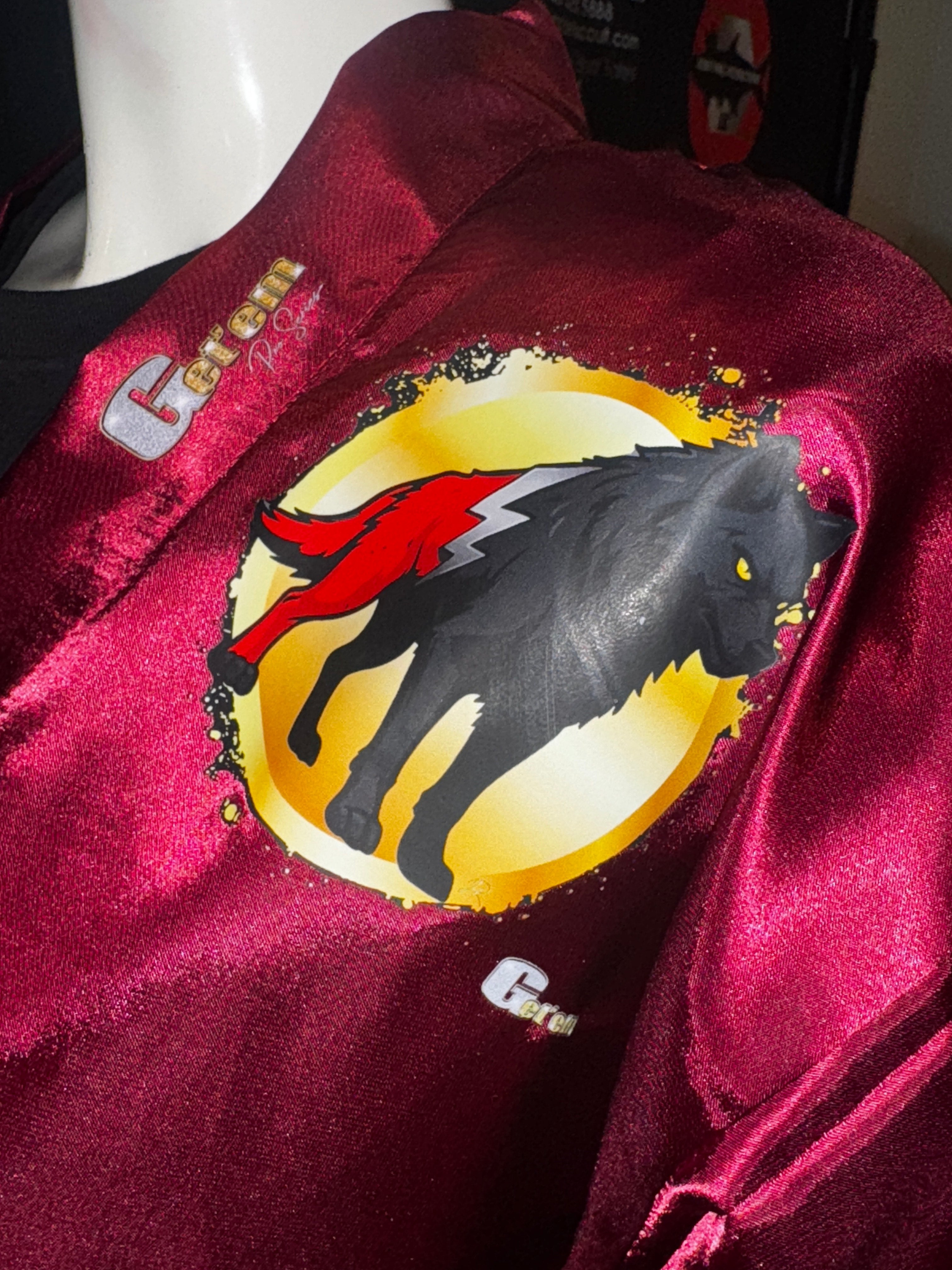 Get'em Never Give Up Wine Color Robe Limited Edition